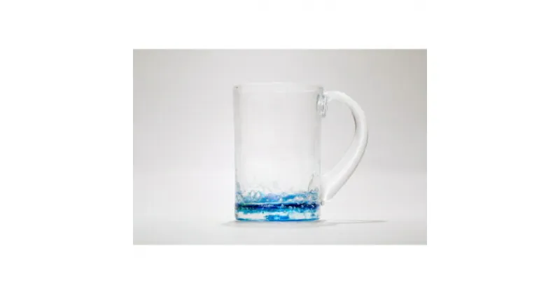 【ふるさと納税】【RYUKYU GLASS WORKS 海風】オキナワオーシャン　ジョッキグラス ☆ 琉球ガラス 読谷村 沖縄 海の色 碧 蒼 青 ビアジョッキ 中ジョッキ うちなーすぐりむん 清涼感 地場産品 手作り 人気商品 プレゼントに 涼しさ演出 お祝いに オススメ 伝統工芸品